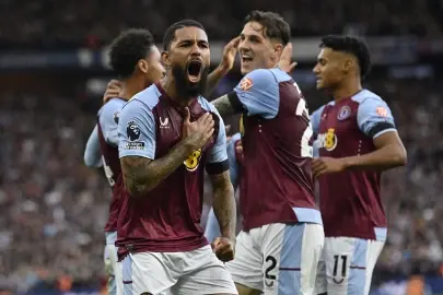Villa agree £30m deal for Nice striker Guessand